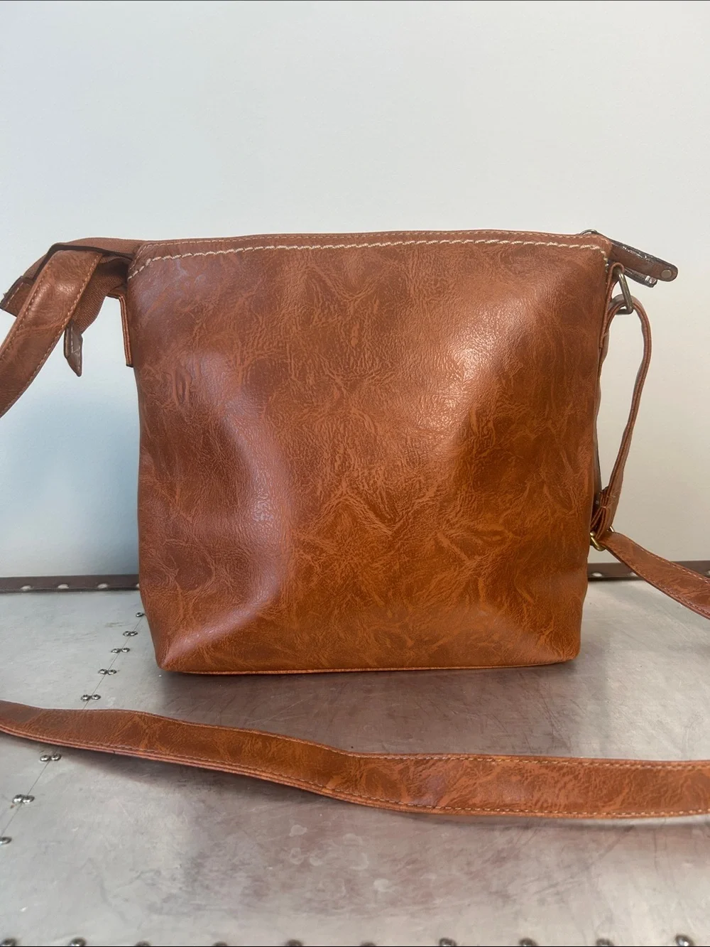 b.o.c. Chestnut Brown Faux-Leather Crossbody Bag - Picture 3 of 14